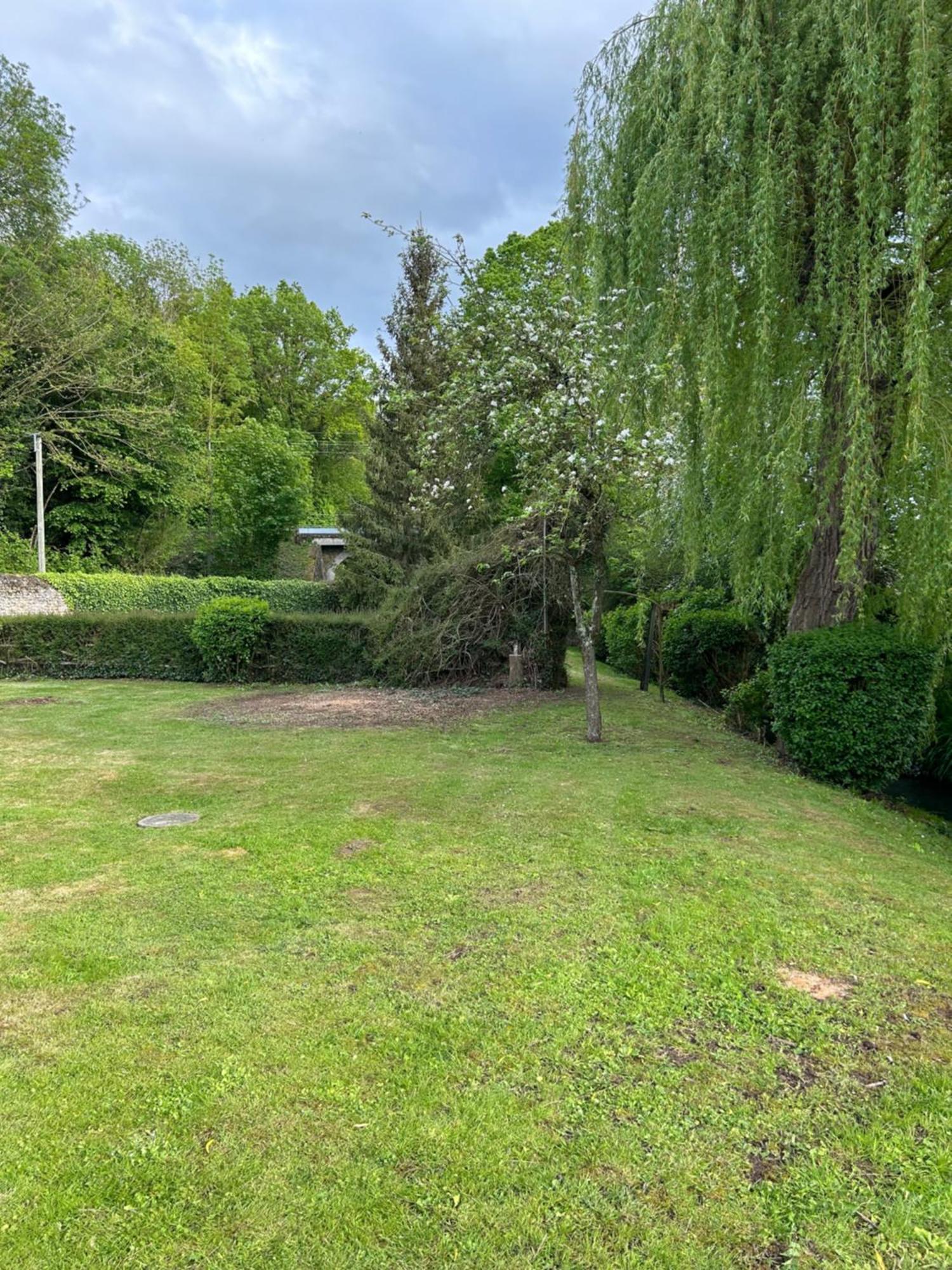 Maison Au Calme Avec Riviere A Cote De Chartres Saint-Prest Quarto foto